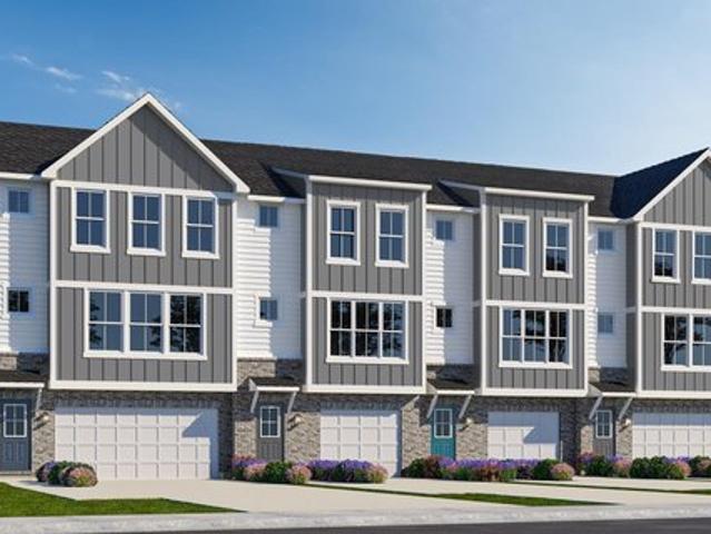 Townhouse for sale in Forest Park, Hamilton County