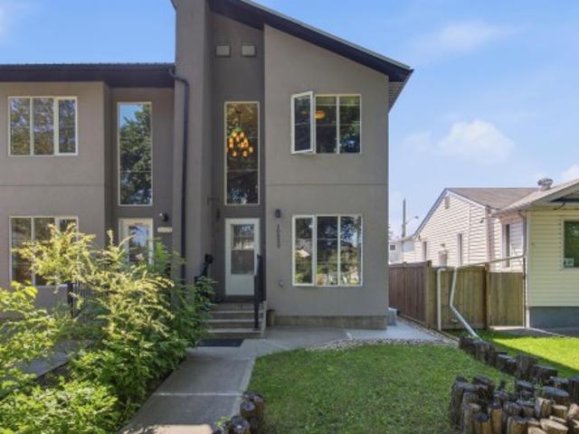House for sale in Wedgewood, Alberta