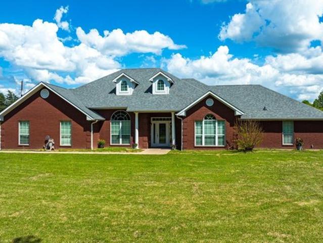 House for sale in Titus, Texas