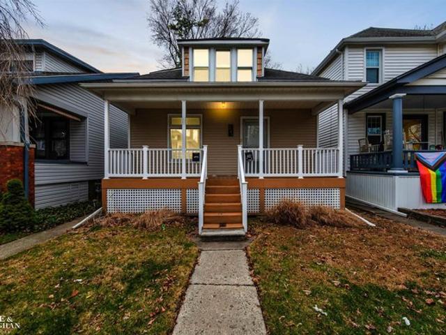 House for sale in Grosse Pointe, Michigan