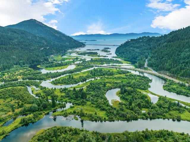 House for sale in Sandpoint