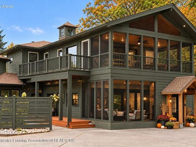 House for sale in DeWitt, Clinton County