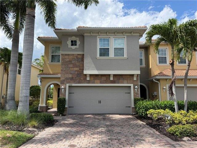 Townhouse for sale in Bonita Springs, Florida