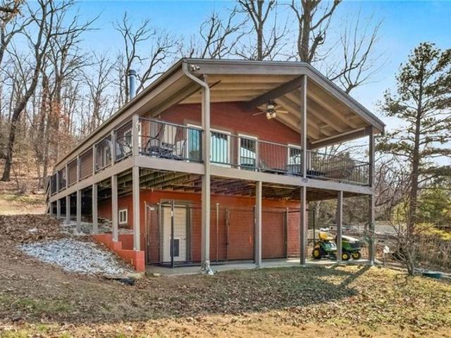 House for sale in Ark