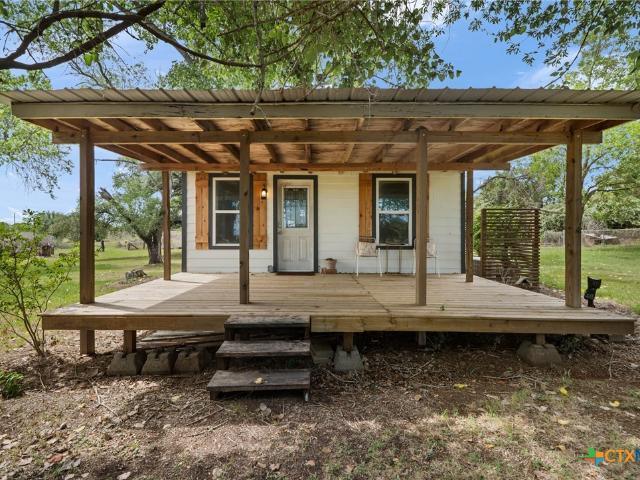 House for sale in Harwood