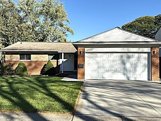 House for sale in Plum Hollow Subdivision, Allen Park