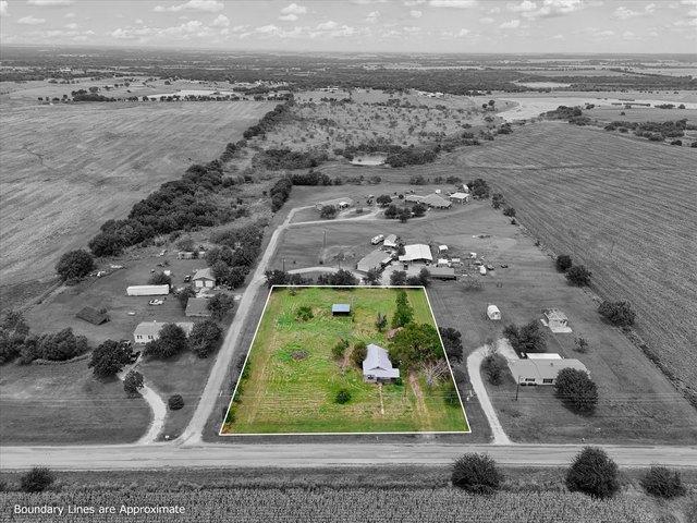 House for sale in Axtell, Texas