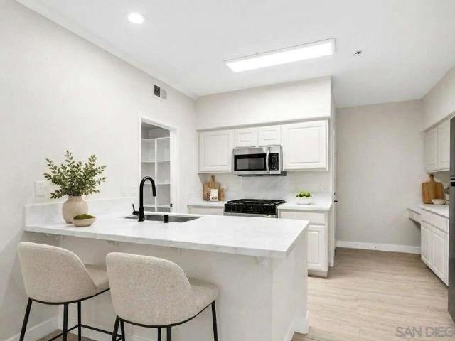 Condo for sale in San Diego, San Diego County