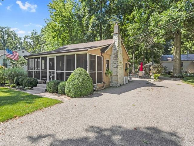 House for sale in Huntsville, Ohio