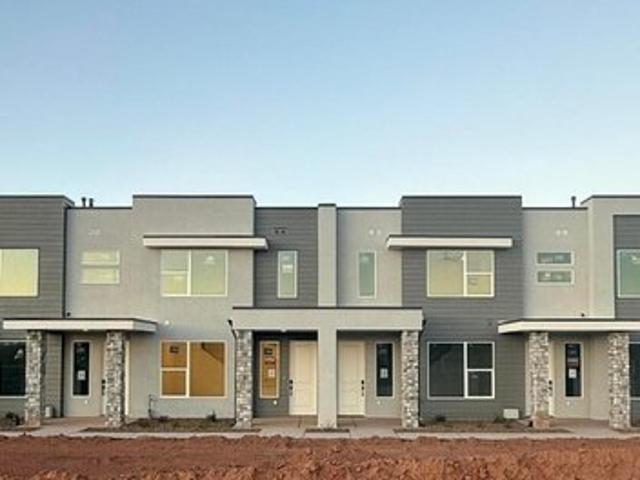 Townhouse for sale in Washington, Utah