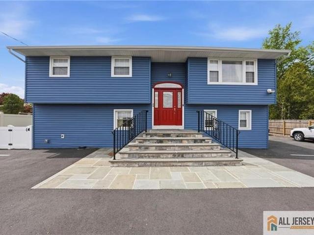 House for sale in Piscataway, New Jersey