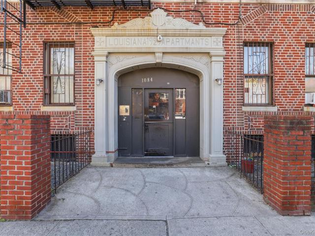 Commercial for sale in Arverne, New York