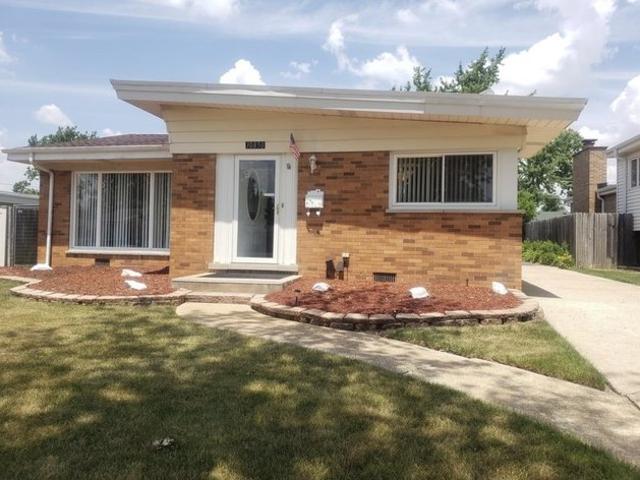 House for sale in Westchester, Illinois