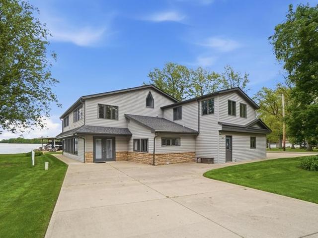 House for sale in Huntsville, Ohio