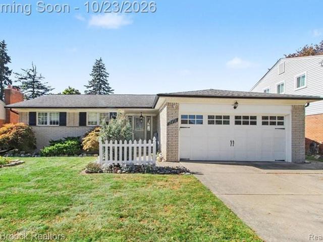 House for sale in Plum Hollow Subdivision, Allen Park