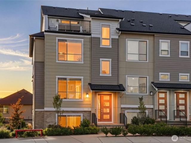 Townhouse for sale in Issaquah, Washington