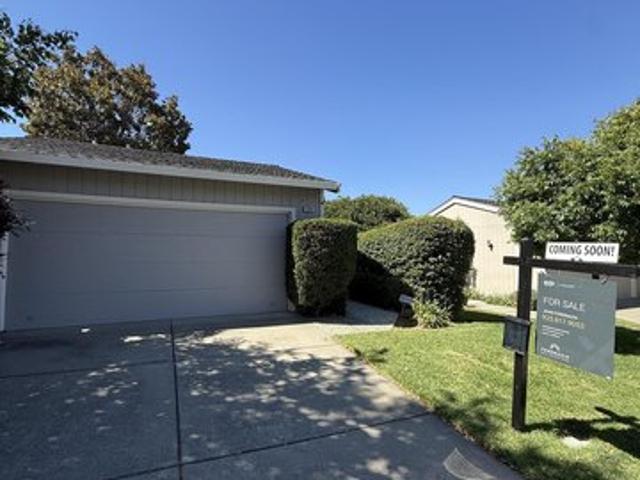 Townhouse for sale in Walnut Creek, California