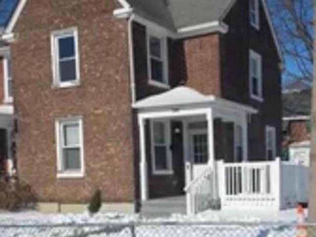 Townhouse for sale in Camden, New Jersey