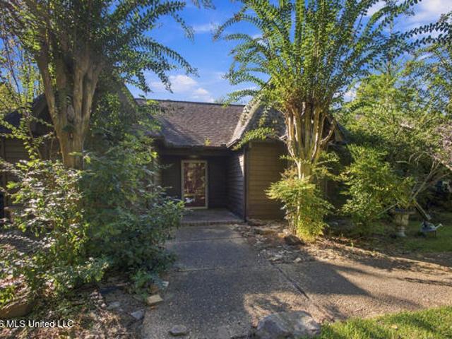 House for sale in Summit, Pike County