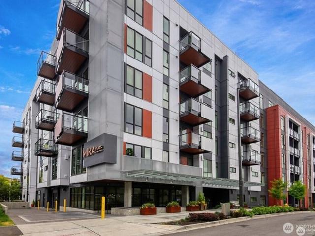 Condo for sale in Bellevue, King County
