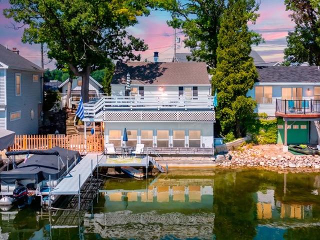 House for sale in Plainwell, Allegan County
