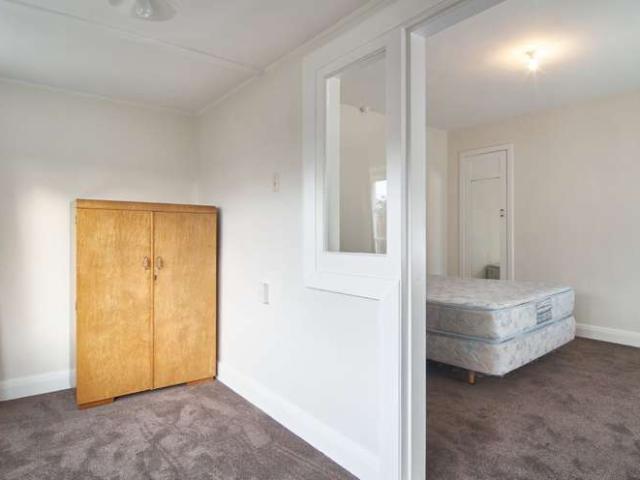 Apartment for rent in Chaslands, Canterbury