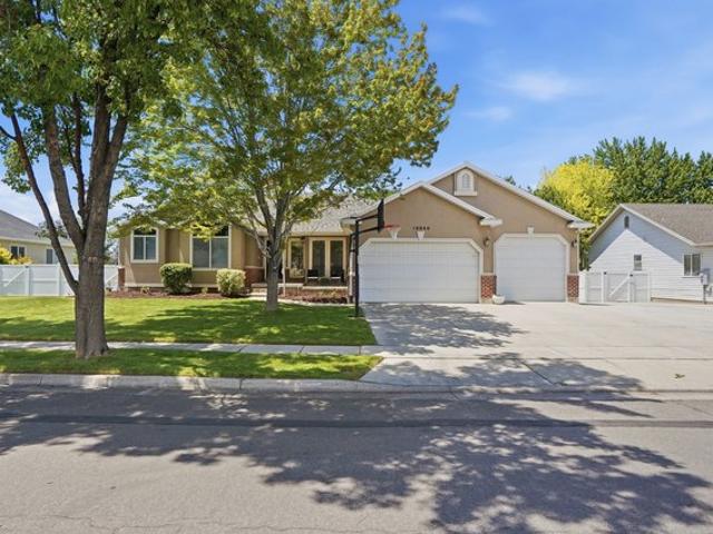House for sale in Sandy, Utah