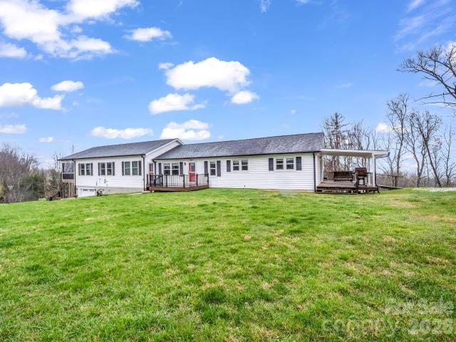 House for sale in Spruce Pine, North Carolina