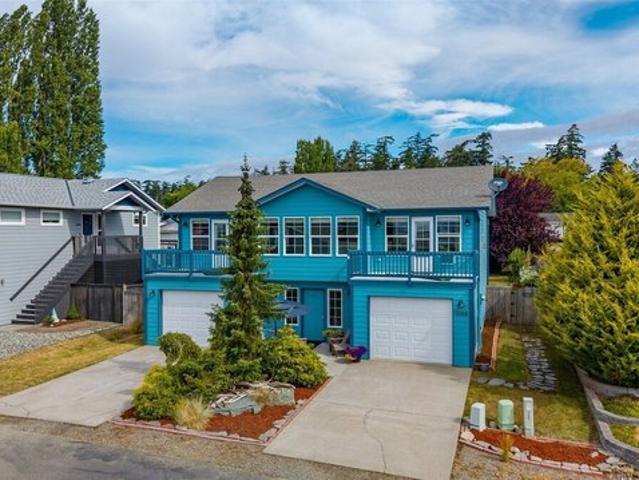 House for sale in Oak Harbor, Island County