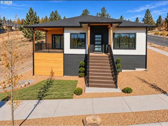 House for sale in Madras, Jefferson County