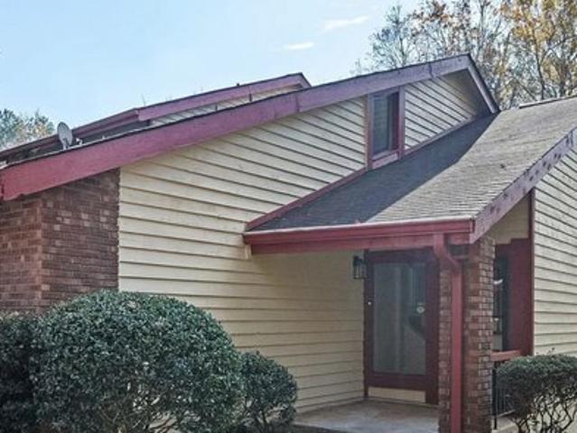 Townhouse for sale in Stone Mountain, Georgia