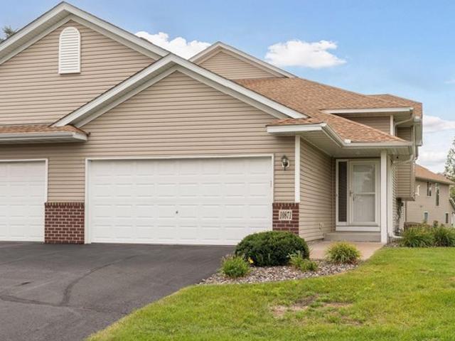 Townhouse for sale in Blaine, Minnesota
