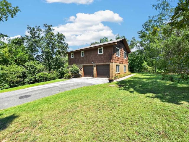 House for sale in Coaling, Alabama