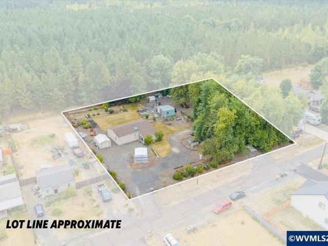 House for sale in Oregonia