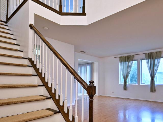 Condo for sale in Elgin, Kane County