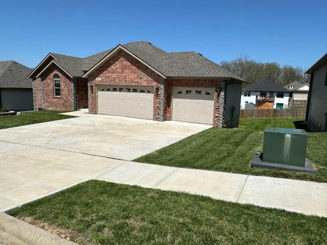 House for sale in Nixa, Missouri