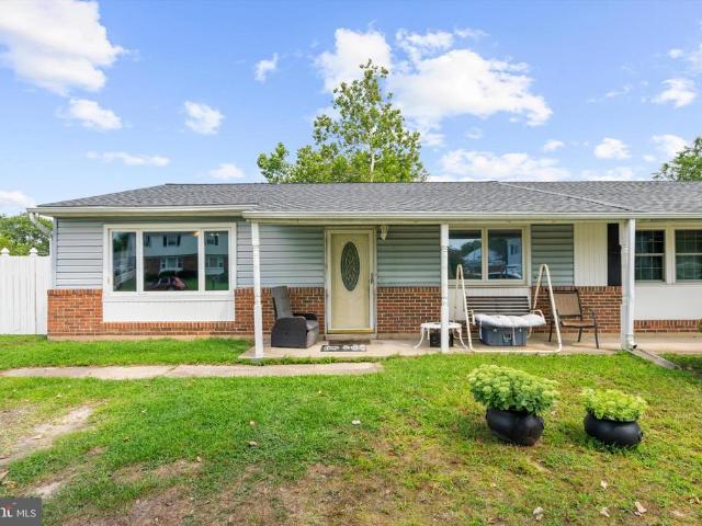 Townhouse for sale in Pasadena, Maryland