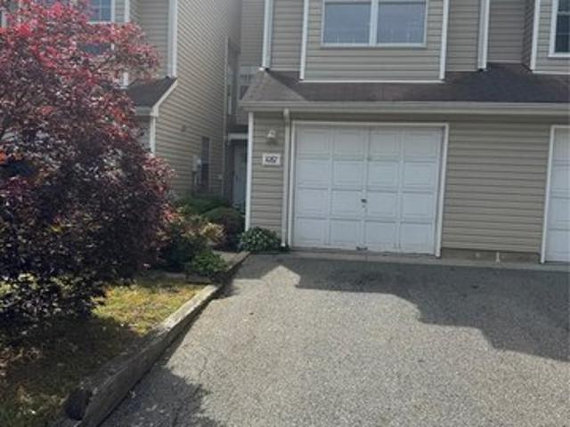 Townhouse for sale in Franklin, New Jersey