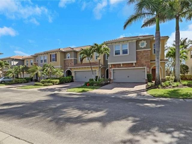 Townhouse for sale in Bonita Springs, Florida