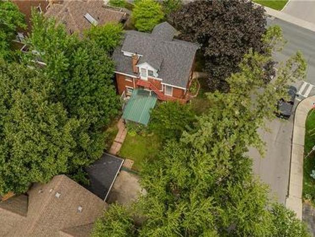House for sale in Ancaster, Ontario