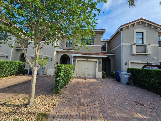 Townhouse for sale in Pompano Beach, Florida
