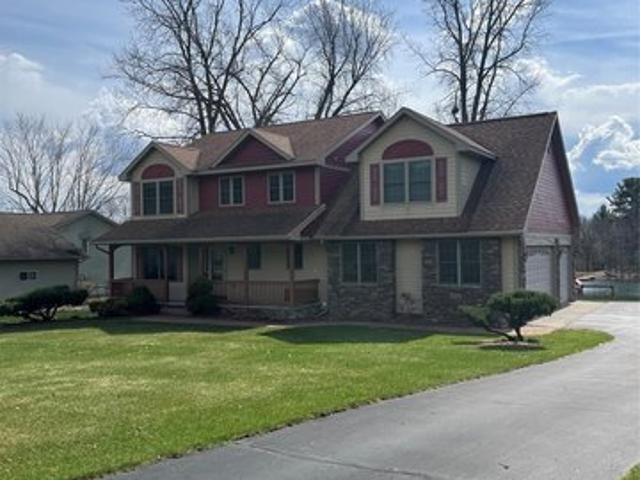 House for sale in Chippewa Falls, Wisconsin