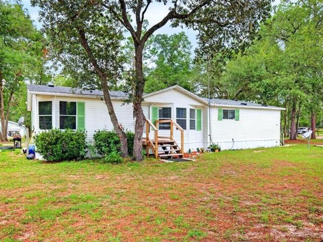 House for sale in Archer, Florida