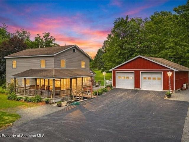 House for sale in Thompson, Pennsylvania