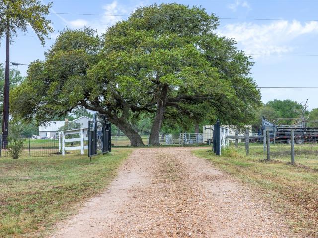 Farm for sale in Columbus, Colorado County