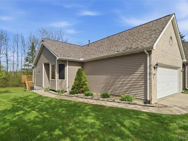 Condo for sale in Davison, Michigan