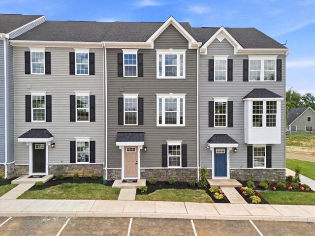 Townhouse for sale in Virginia