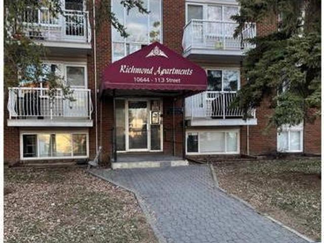 House for sale in Edmonton