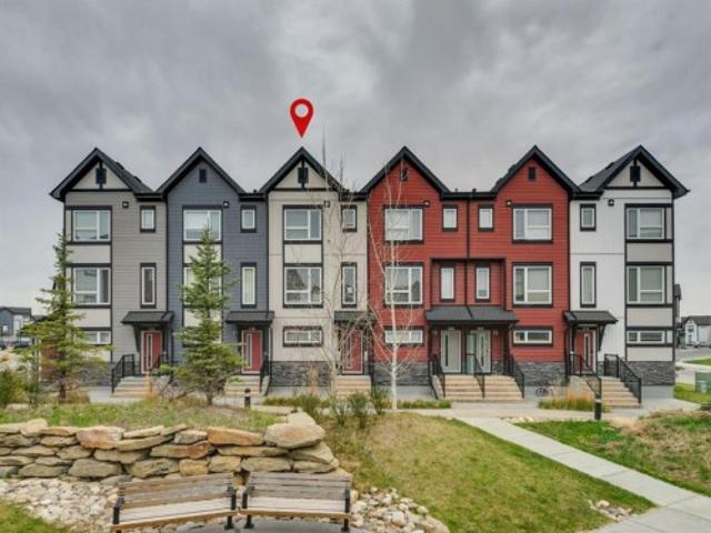 Townhouse for sale in Evanston, Calgary