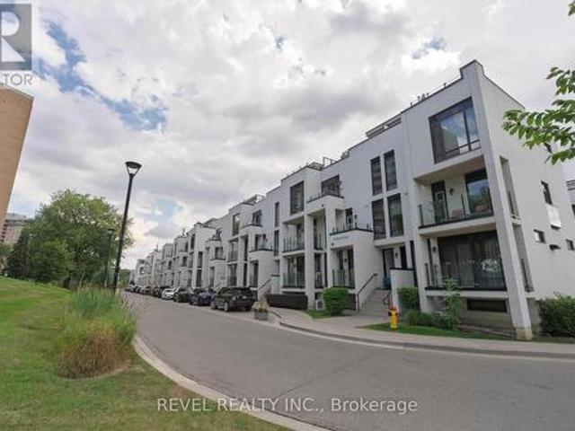 Townhouse for rent in Woburn, Ontario